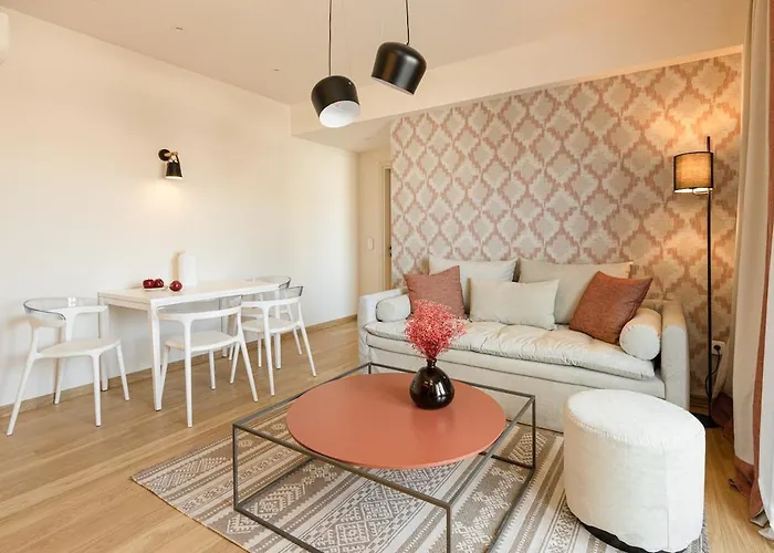 Magnificent Penthouse Gem In Privileged Location 테살로니키